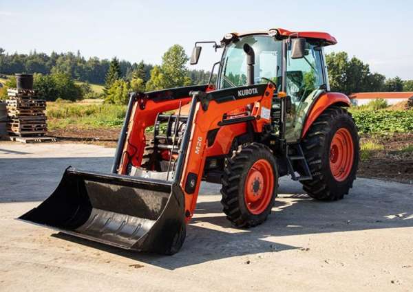 Kubota M7060